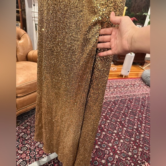 NWT MacDuggal Embellished Metallic High Slit Gown NEW in Gold Sequins - Picture 4 of 13